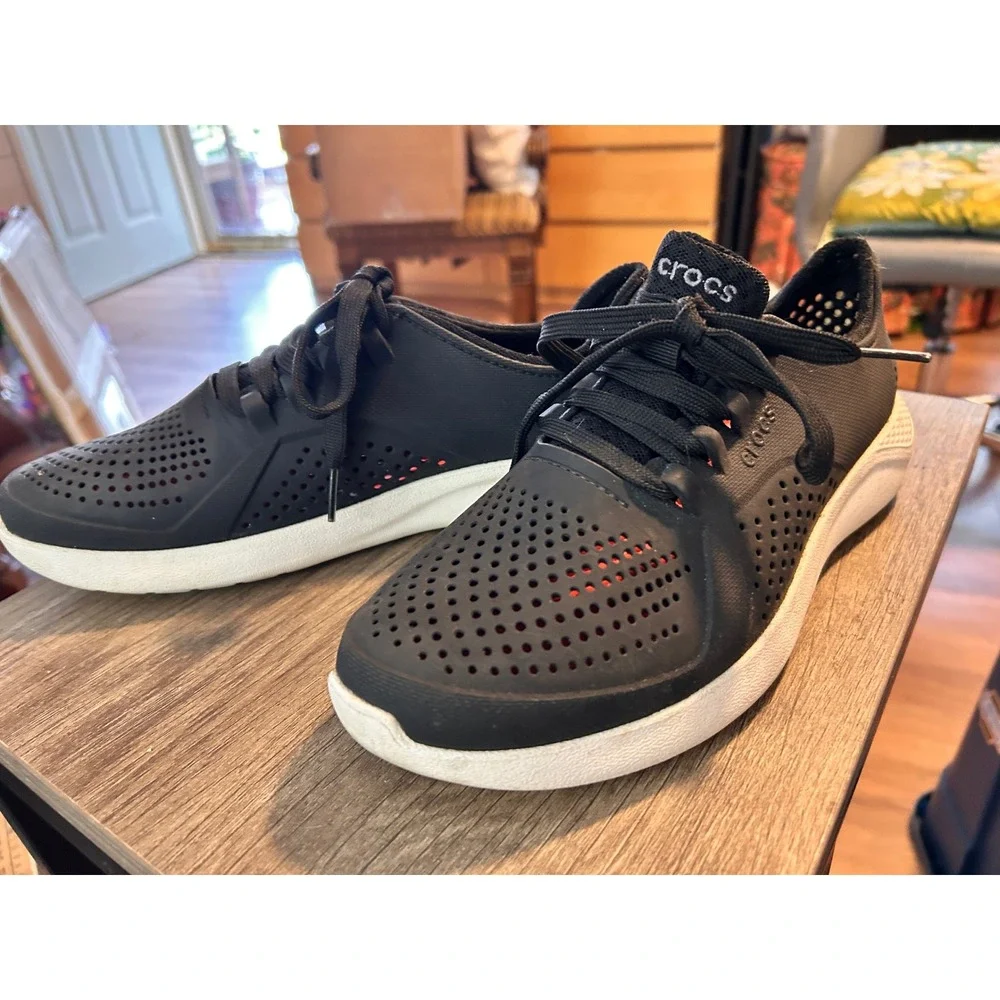 Crocs Literide Pacer Black Perforated Lace Up Sneakers Men's Athletic Shoes‎ M7